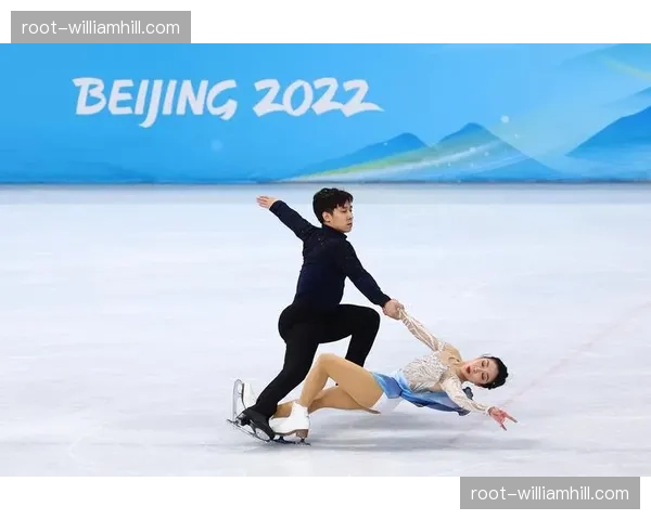 隋文静韩聪双人滑排名第五 老将复出状态调整面临时间压力挑战